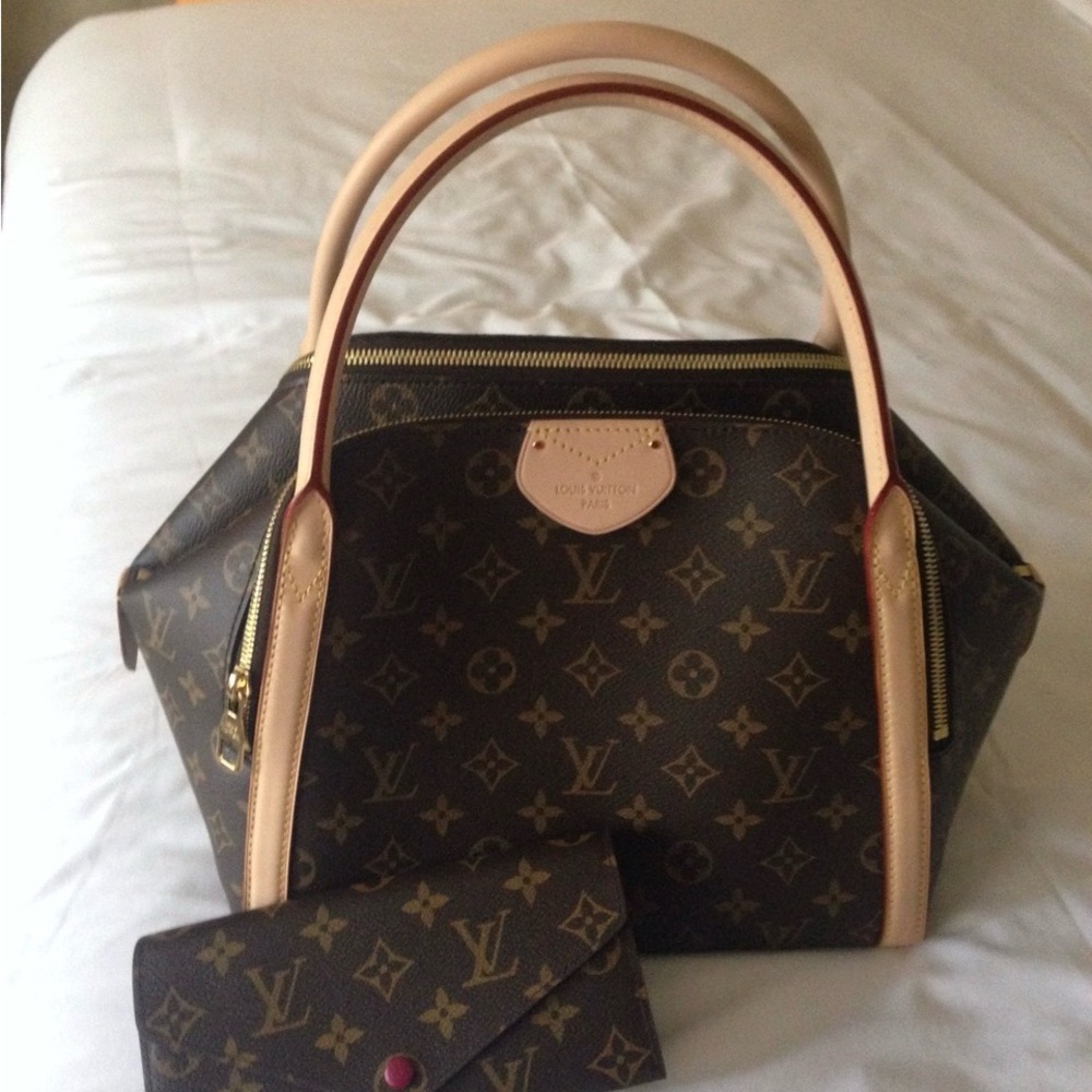 Louis Vuitton Marais Brown Monogram Shoulder Bag w Dust Bag! - Picture 6 of 7